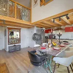 شقة 6bedroom Duplex With Sauna, Ac Wi-fi كان